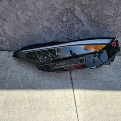 Hyundai Elantra 2024 2025 Left Headlight