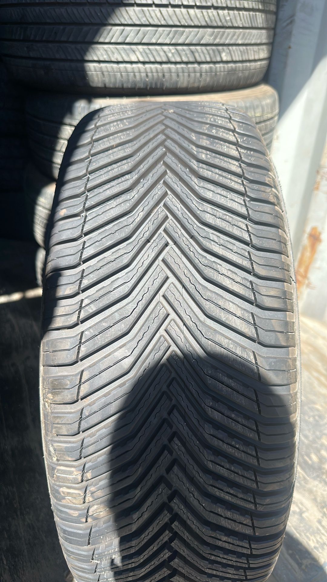 235/55r19 Michelin