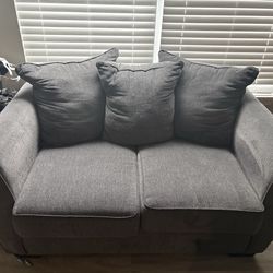 Sofa w/bed and loveseat