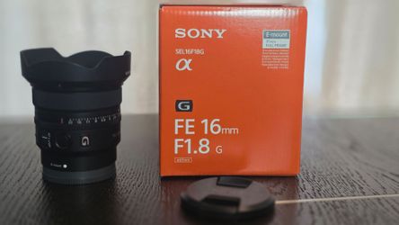Sony 16mm F1. 8 G