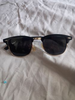 Ray-Ban