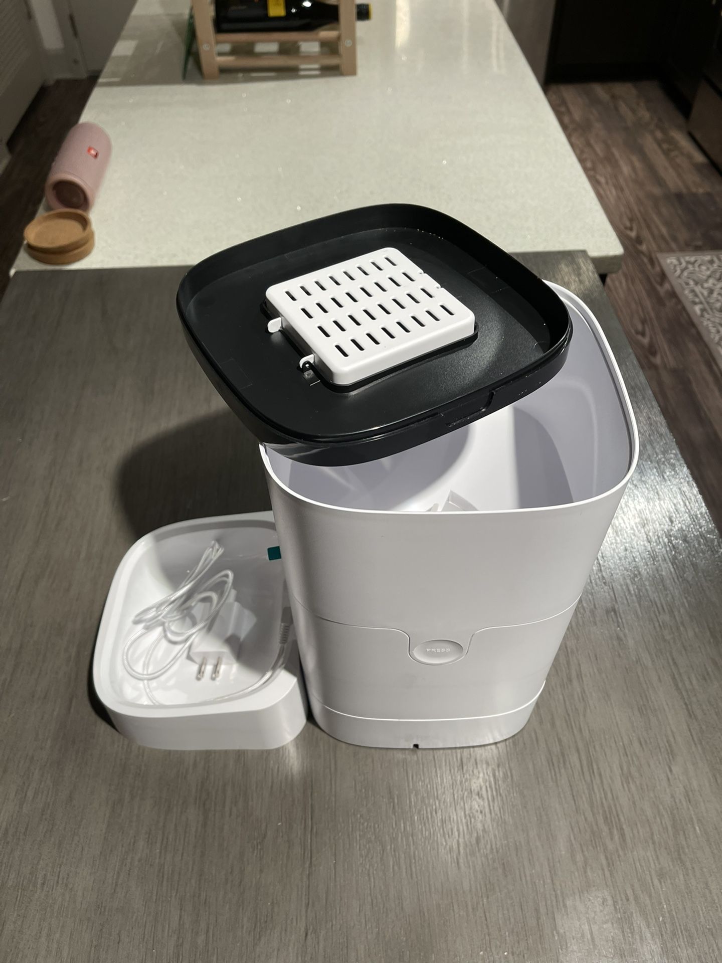 Automatic Animal Feeder