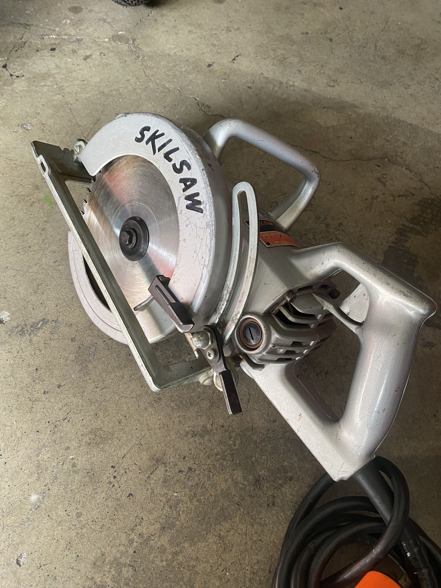 SKILSAW 7¼" SAW 77.