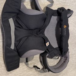 ErgoBaby Carrier