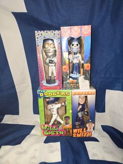 TRADE or SALE: WILL SMITH & DIA DE LOS DODGERS BOBBLEHEADS