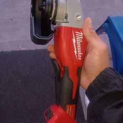 Milwaukee Cordless Grinder