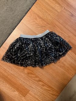 Girls size 3T skirt