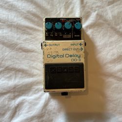BOSS DELAY PEDAL