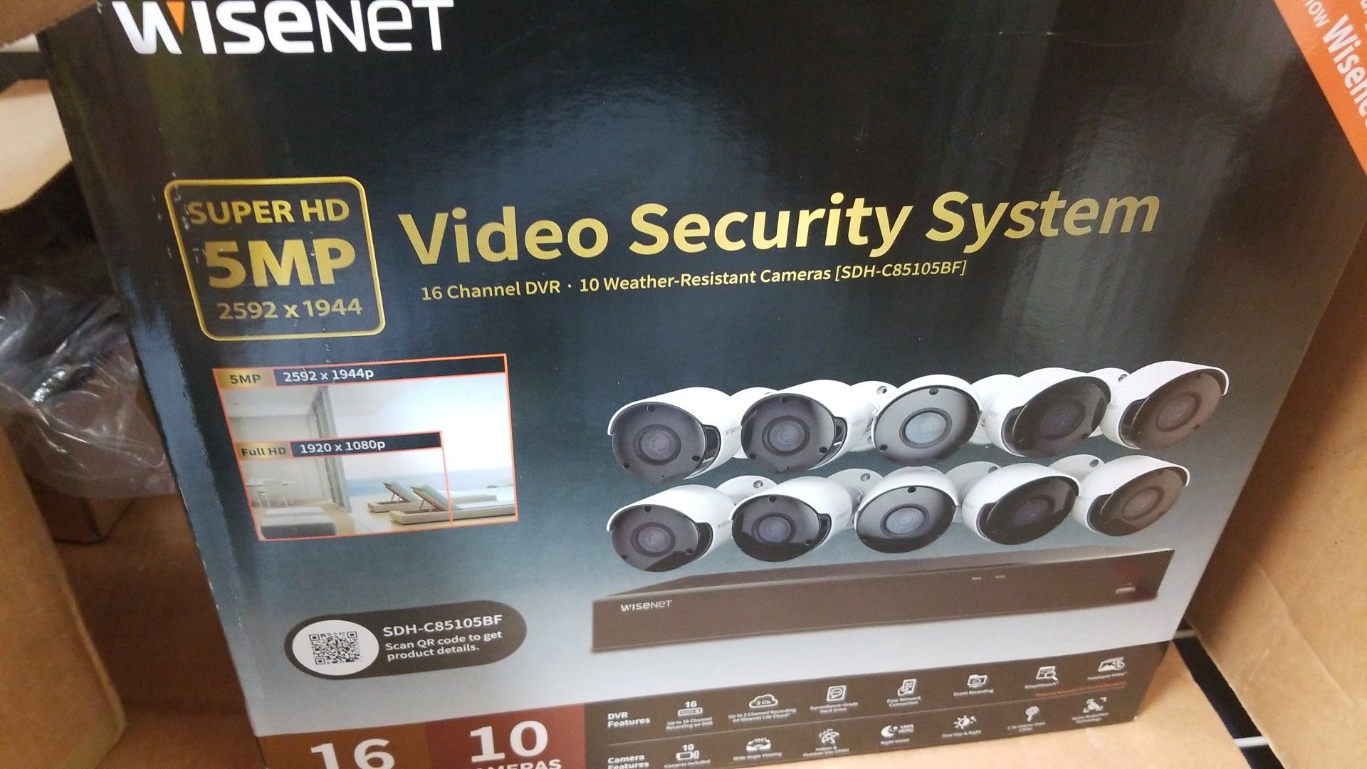 Samsung Wisenet SDH-C85100BF 16 Channel 4MP Super HD DVR Video Security System