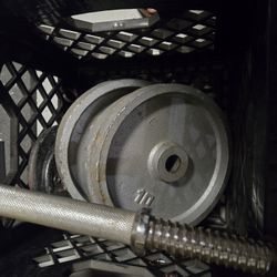 25 Lbs Bar And multiple Weights 