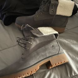 Gray Timberland 