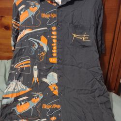 Disney parks men's Tomorrowland casual shirt, Large