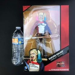 Harley Quinn 10 inch figure