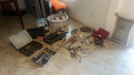 Mixed Hand Tool Lot with Cases
