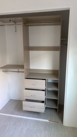 Closet cabinet