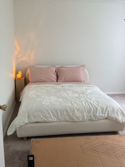Queen bed frame mattress set