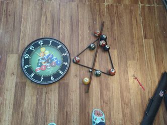 Working Clock And A Decor For Pool Tatbl Room Sports Room Both For $40.00