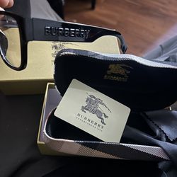 Burberry Knight Glasses