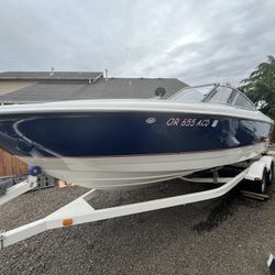 2005 Bayliner 215?