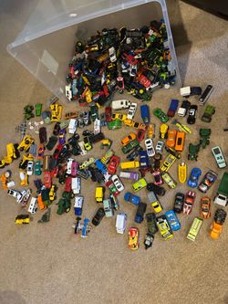 Hundreds of 1:64 diecast cars to planes.