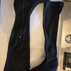 Halston Thigh High Boots Size 8