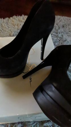 Jessica Simpson heels