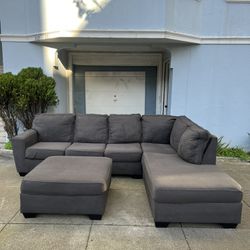 Beautiful Modern Sectional Couch FREE Delivery