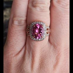 10k Gold Pink Gem Ring