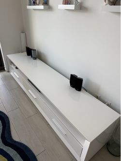 White Modern Low Profile TV Console / Media Unit - Gloss Finish