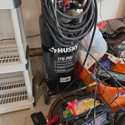 20 GAL Compressor Husky