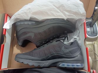 Nike Air Max invigor