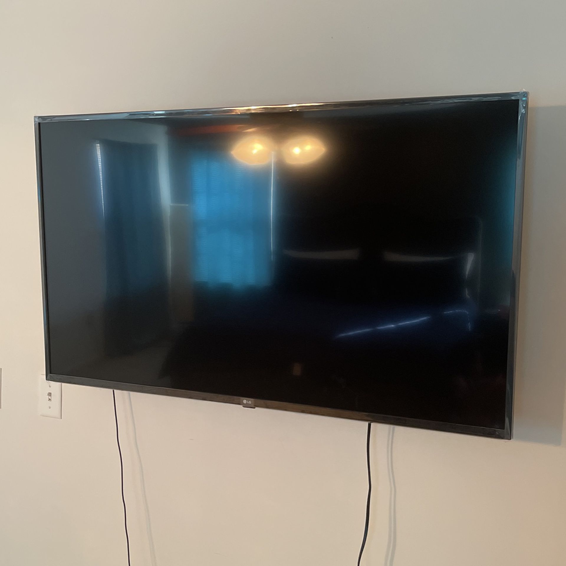 50 Inch LG Smart TV (50UN73) 
