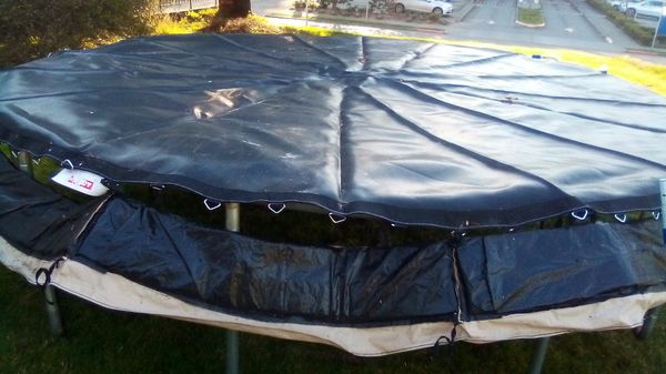 16 ft trampoline cover and springs. for Sale in Everett, WA OfferUp