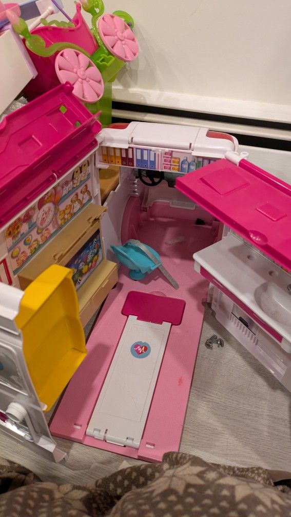 Barbie Everything