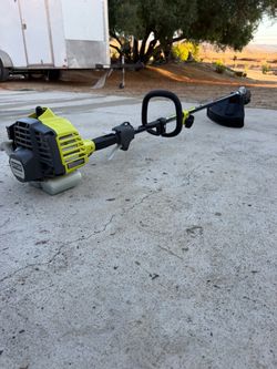 Ryobi 18” Straight Shaft Attachment Capable Gas String Trimmer