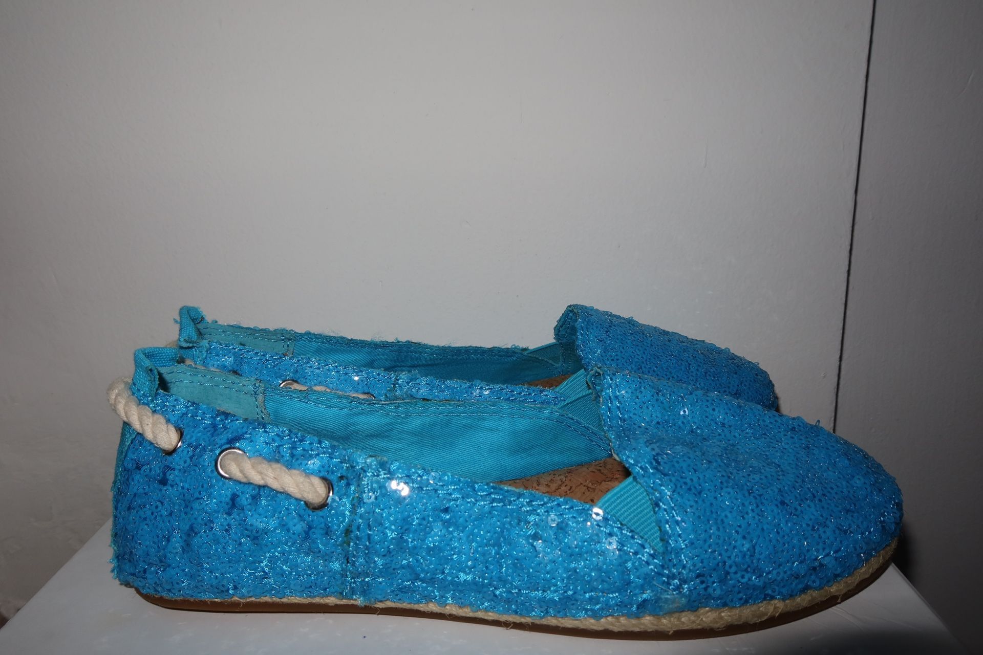 Gianni Bini Blue Sequin Flats