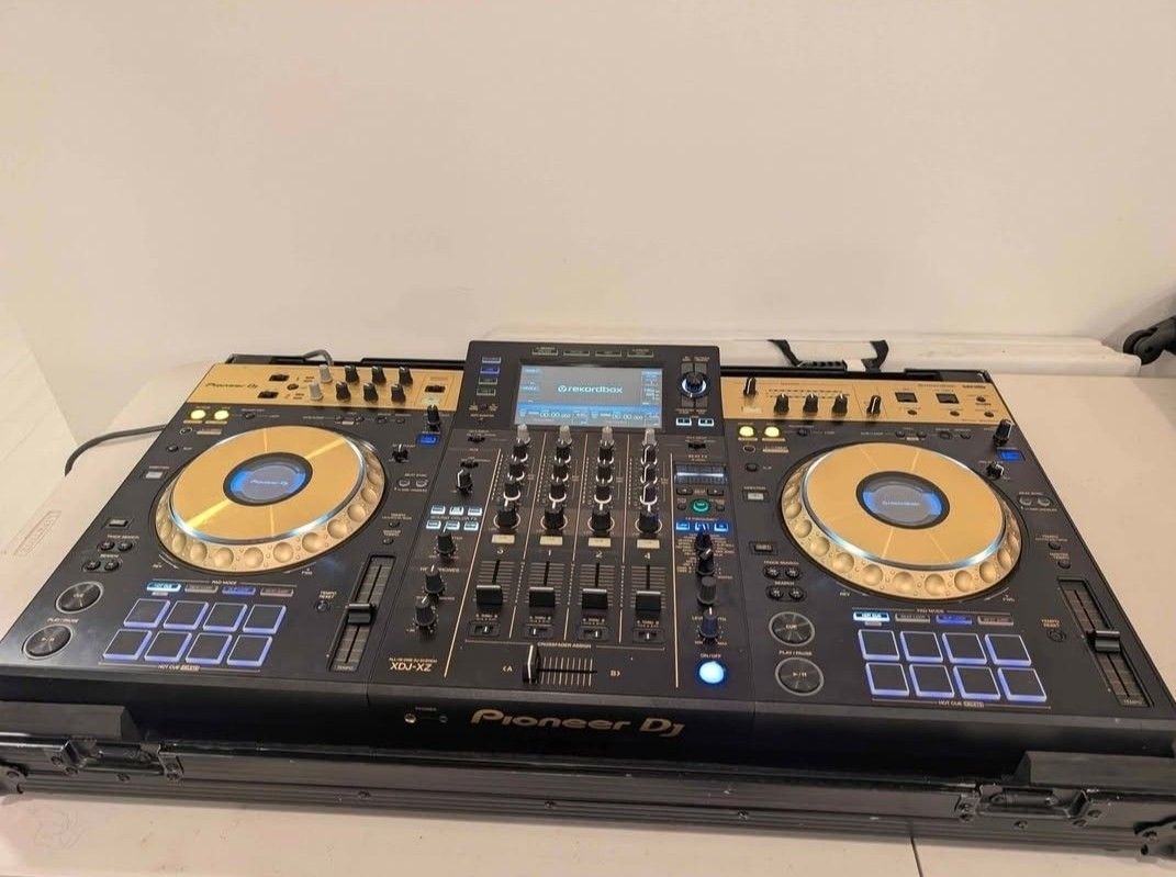 Pioneer XDJ-X Z Digital DJ System