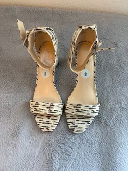 Women's Ankle Strap Heeled Sandals Size 9
