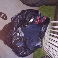 Free Bag Of Women's Clothes 