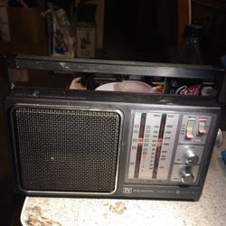 Am/fm  Tv 1  Tv 2 Plug In Radio