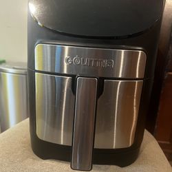 Gourmia air fryer.