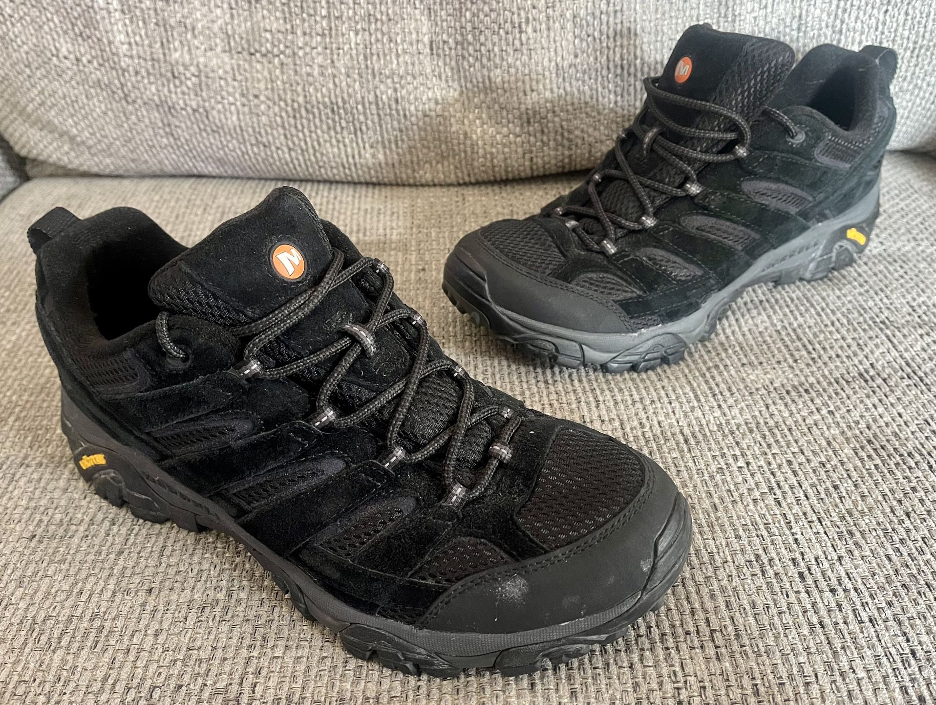 MERRELL MOAB 2 Ventilator BLACK Night Suede Hiking Shoes J06017 11.5 for Sale in Fresno, CA - OfferUp