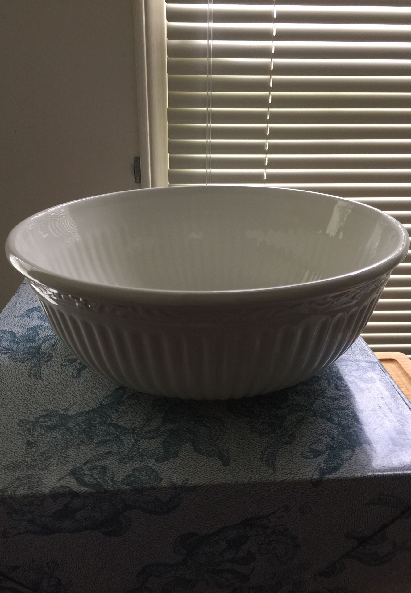 Mikasa deep pasta bowl