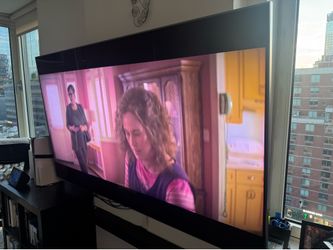 Samsung 75 Inch QLED Flat Screen Smart TV