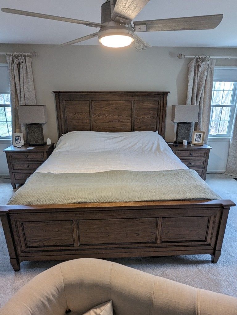 Bassett Furniture King Sized Bed