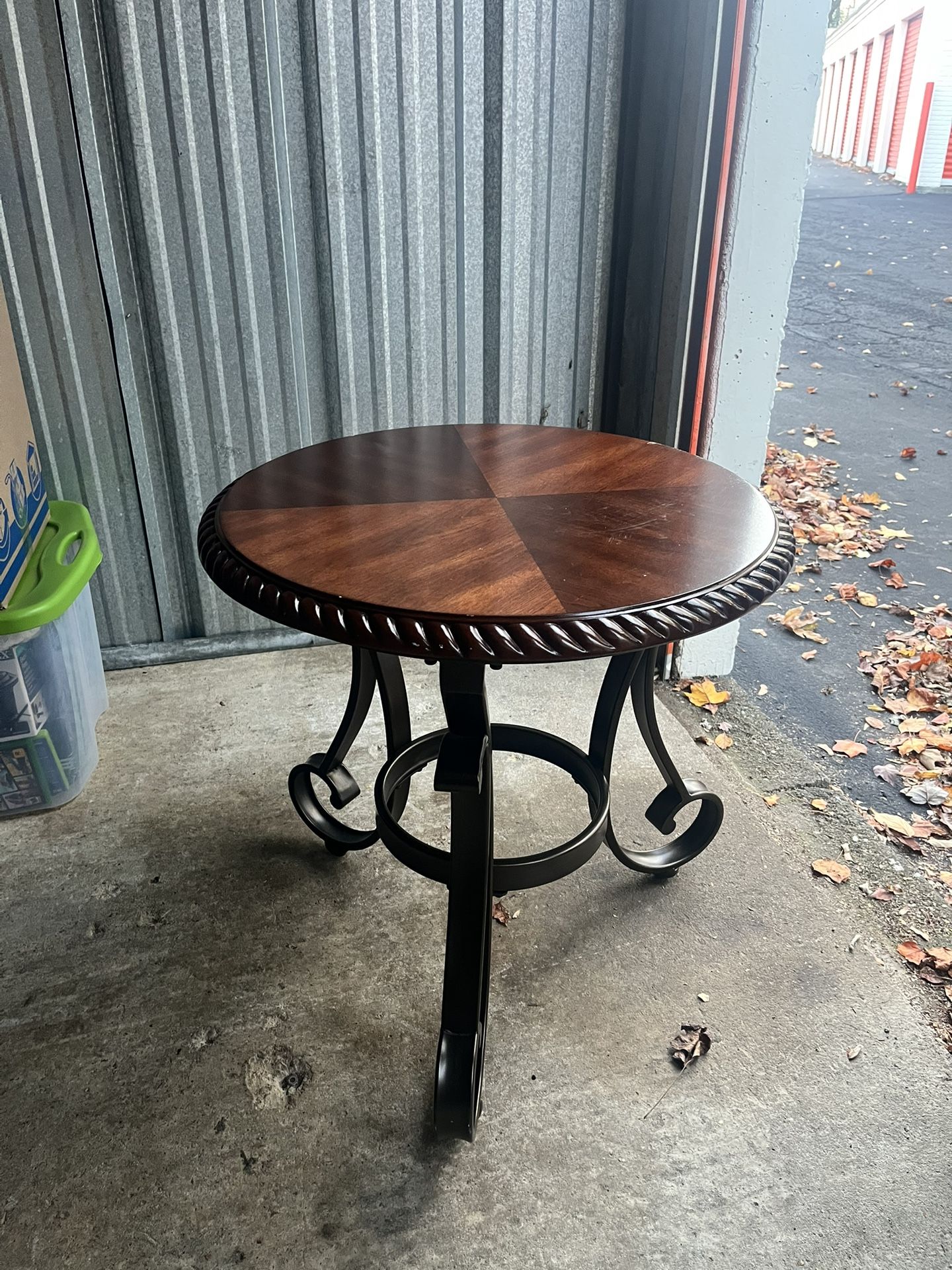 Coffee Table, Must Be Picked Up In Maple Shade!!!