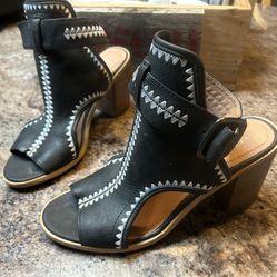 Sandals New Black Size 8