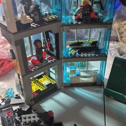 Advengers  Tower 2015