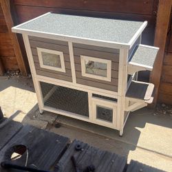 Outdoor Cat House