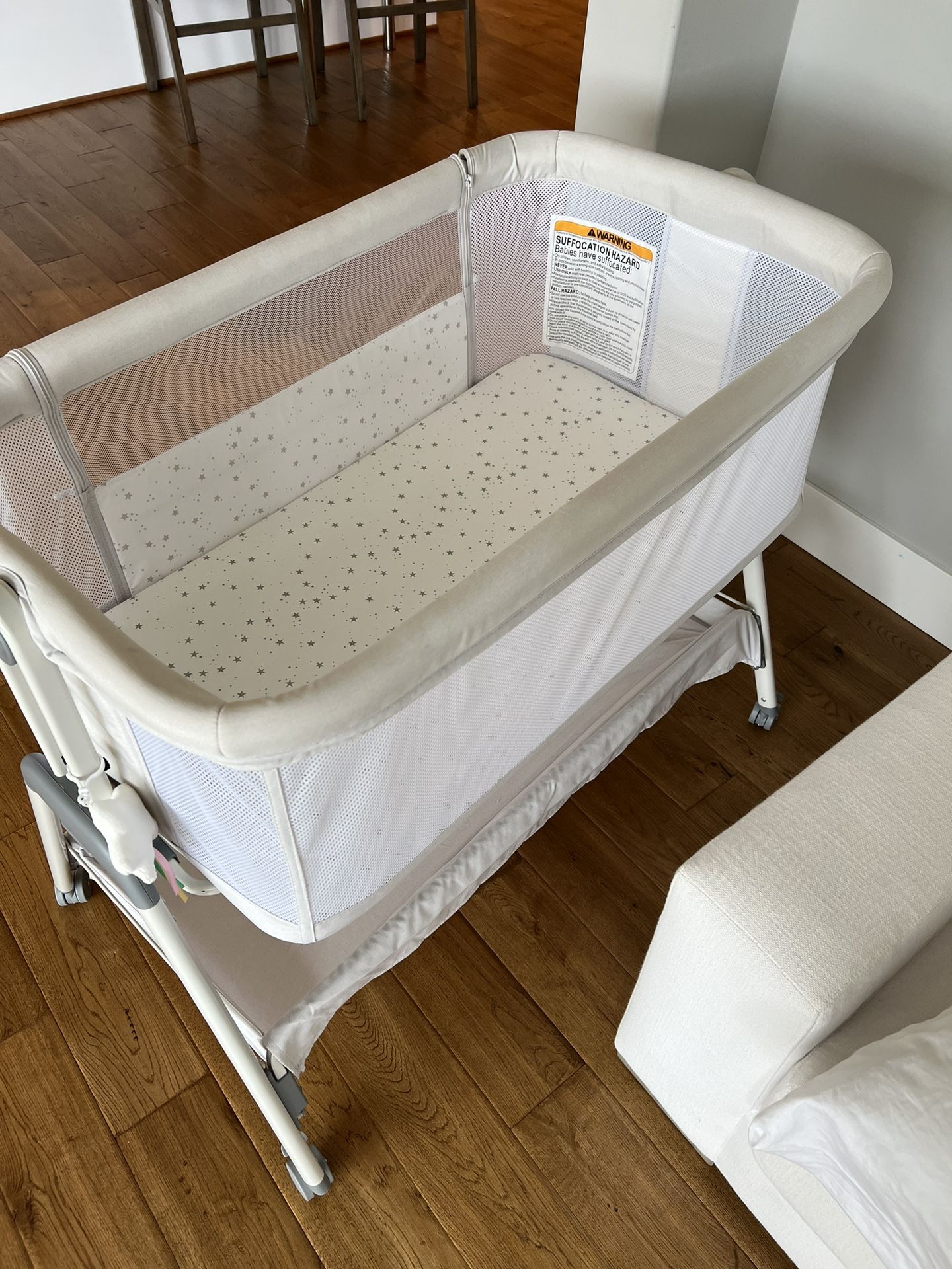 Angelbliss Bassinet With Wheels